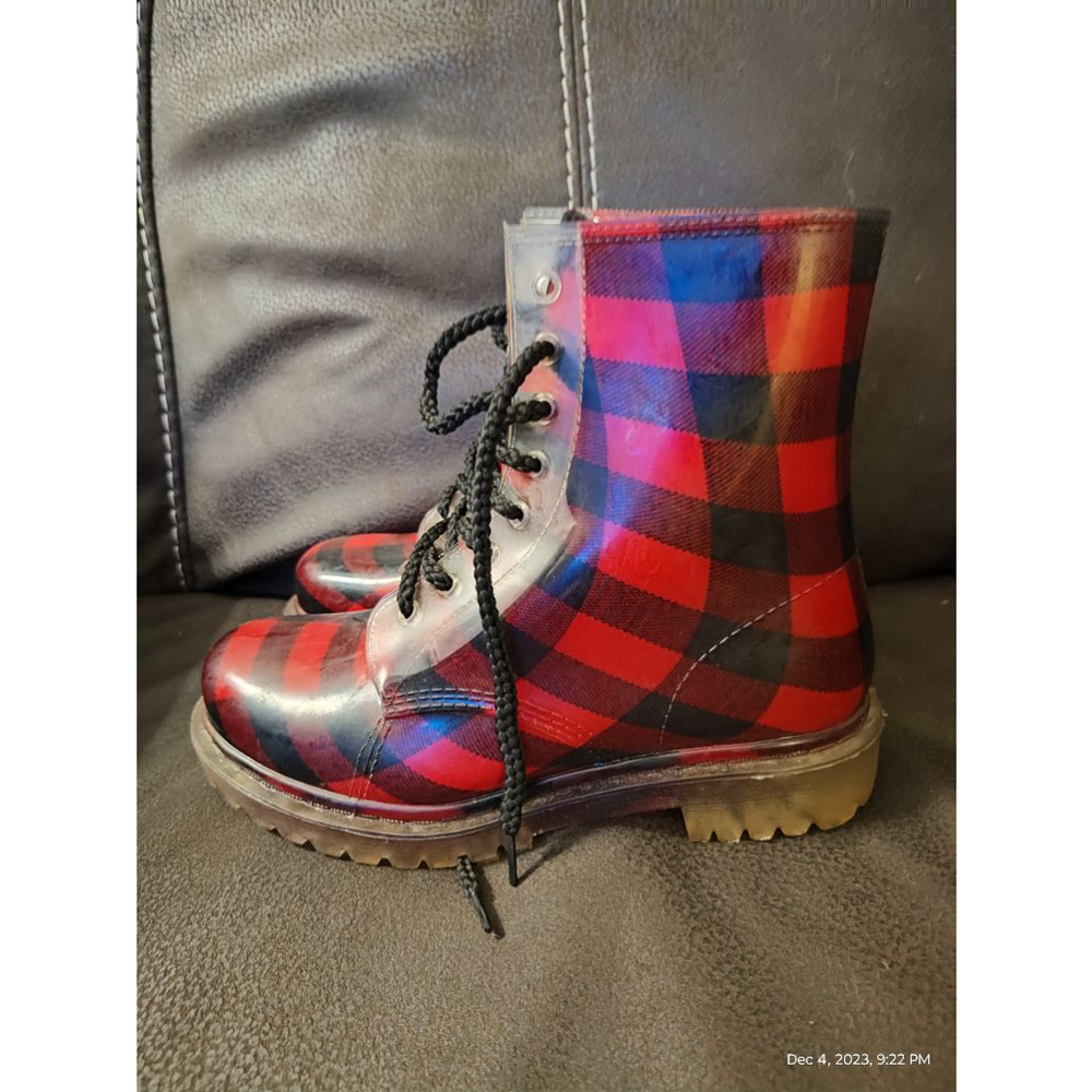 Great Condition Dirty Laundry Rain Boots Women's Size 7